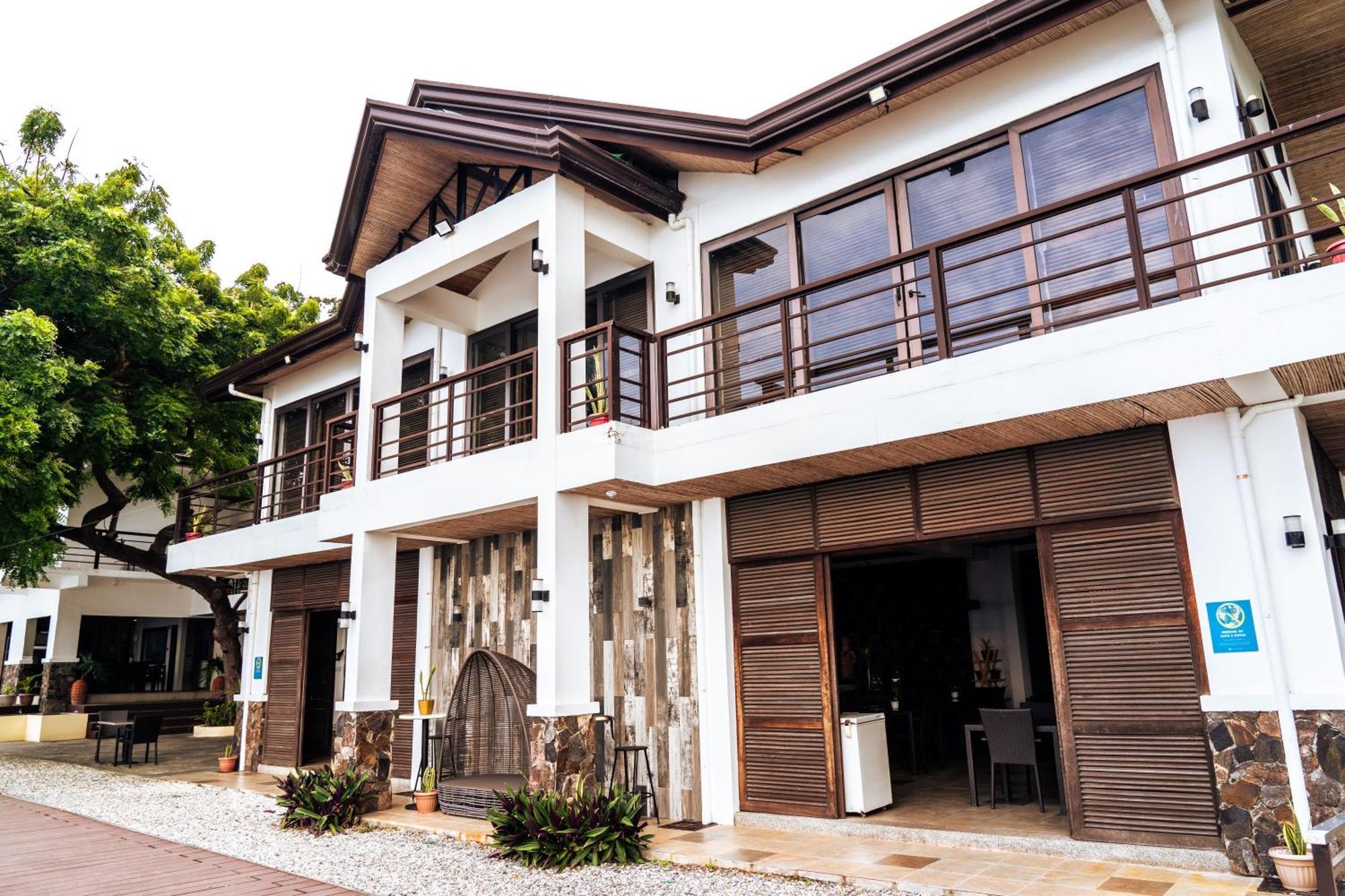 Altamare Dive And Leisure Resort Anilao Mabini  Bagian luar foto